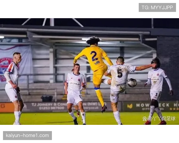 利兹联1-1曼联取六轮不败 升班马主场韧性持续提升